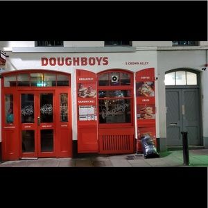 Meet your Posher, Chris